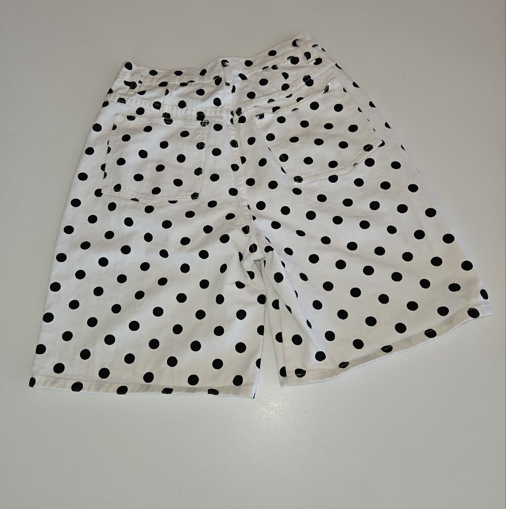 NOT GUILTY USA White & Black Polka Dot High-Waist Women’s Bermuda Denim I Shorts - Picture 2 of 5